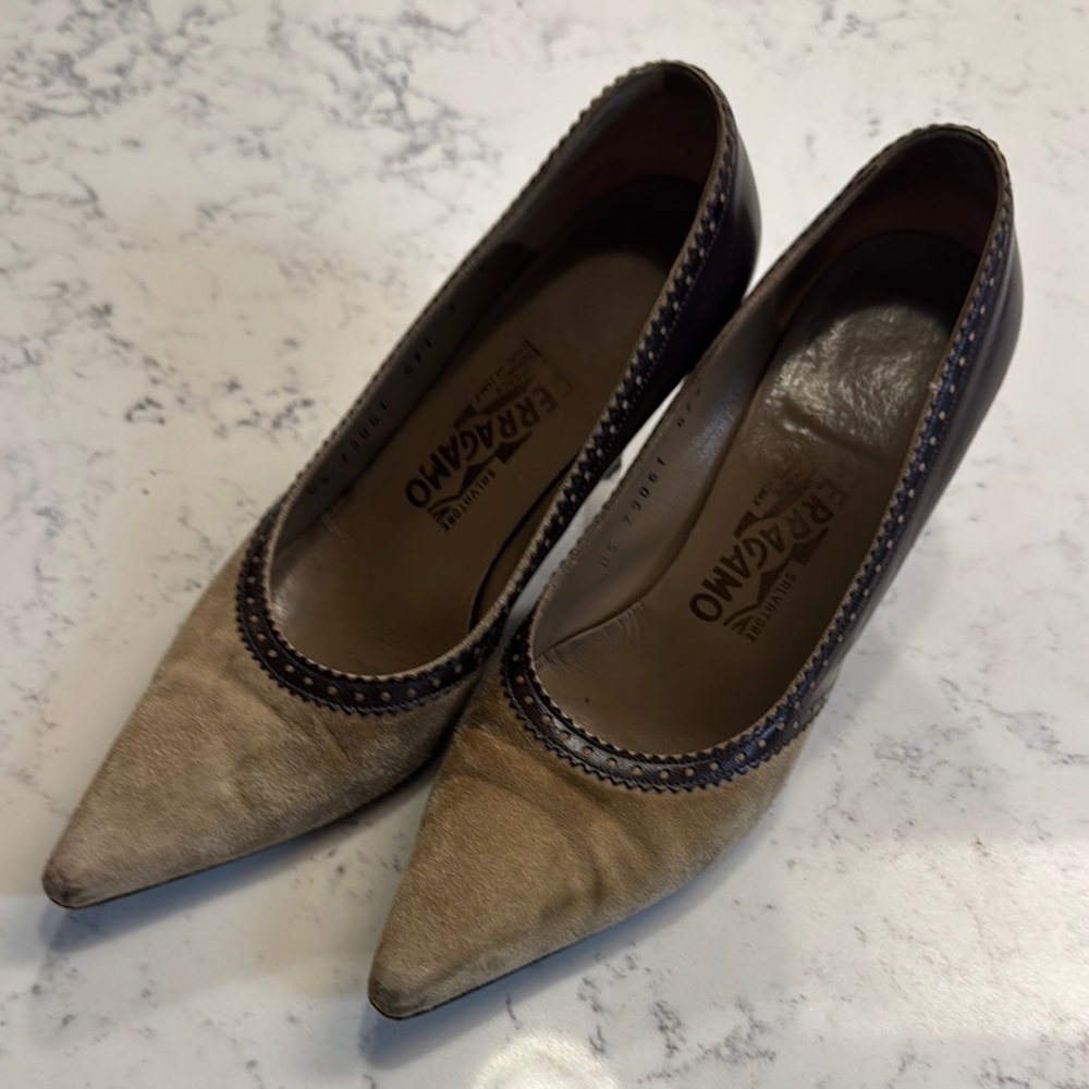 Salvatore Ferragamo Swede/leather beige and brown Heels size 5.5